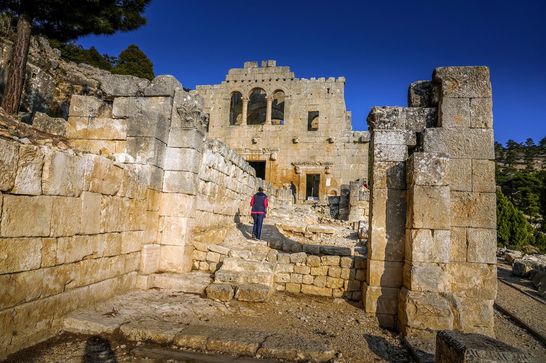 Alahan Kilisesi