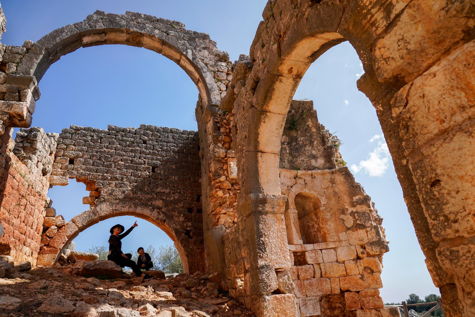 Kanlidivane Ören Yeri Doğu Kilise